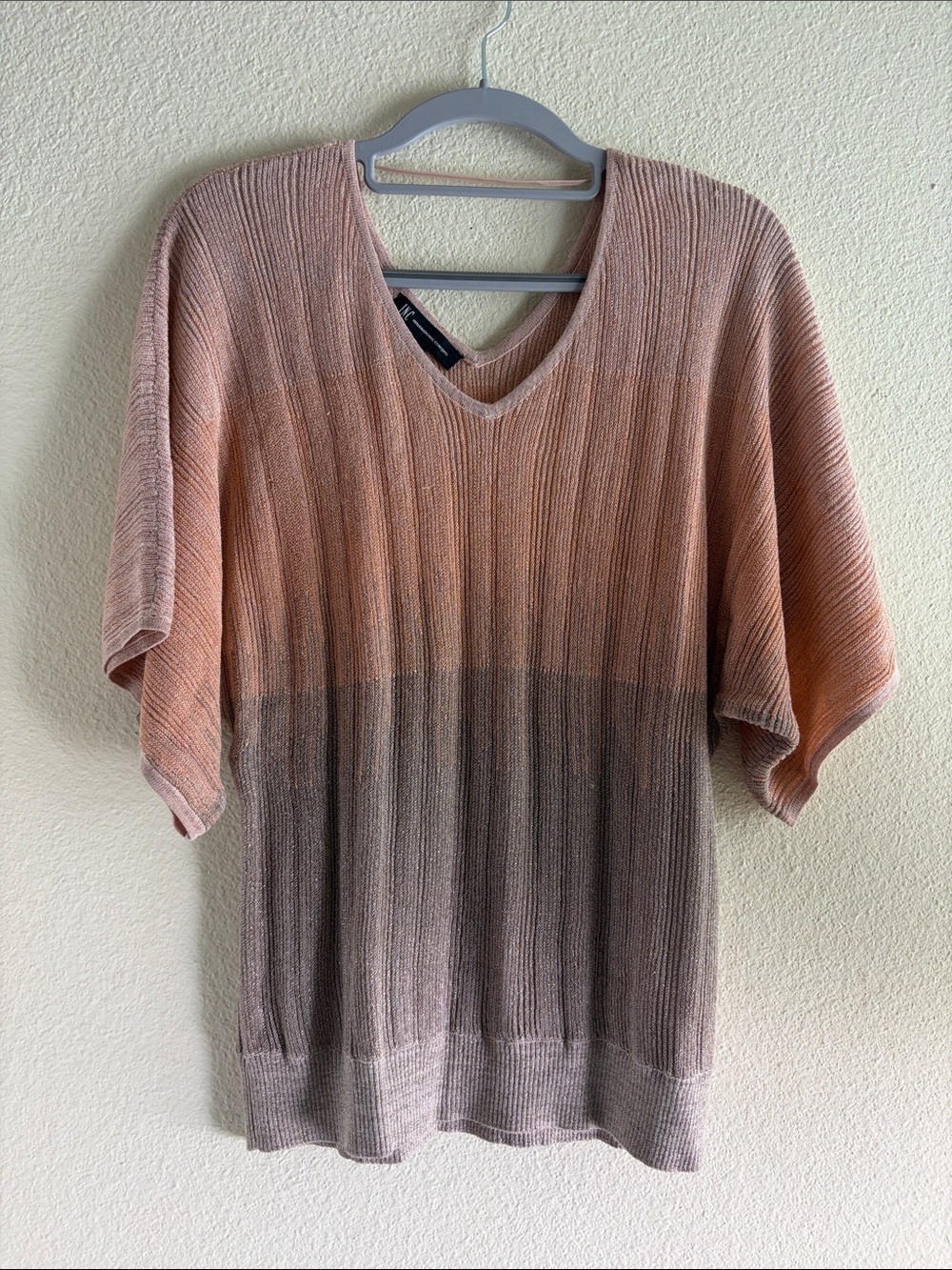 INC International Concepts Peach to Taupe Ombre Ribbed V-Neck Top